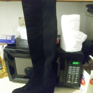 Stuart Weitzman boots